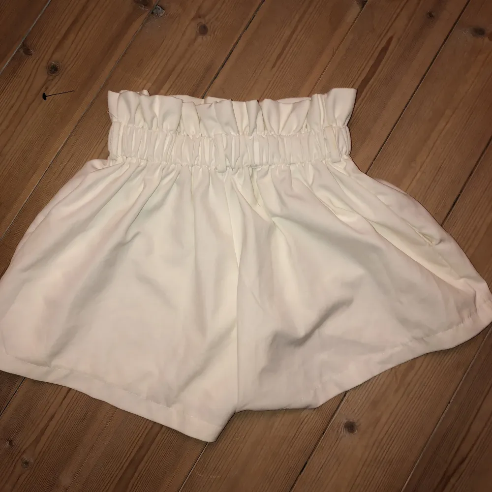 Super söta shorts från cherry koko💞 använt fåtal gånger under 1 sommar då dom inte är mina favoriter☺️. Shorts.
