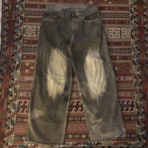 baggy blekta jeans - längd: 100cm midja: 41cm