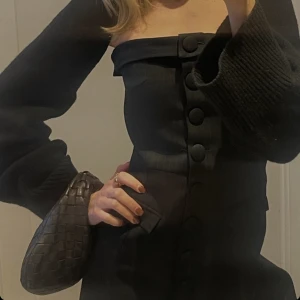 Klänning  - Klänning från zara. Storlek S (passar xs/s). I superbra skick. Nypris 860kr mitt pris 400kr