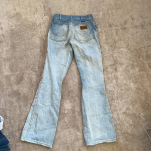 Wrangler jeans - Jättefina midrise/lowrise bootcut och vintage jeans
