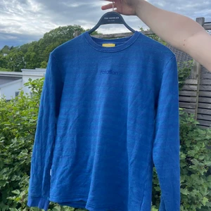 Tröja från Carlings - Tröja köpt på Carlings för några hundralappar. I gott skick och inga synliga fläckar/revor/skavanker.