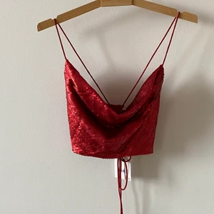 Zara topp - Helt ny topp från zara, öppen rygg 💖