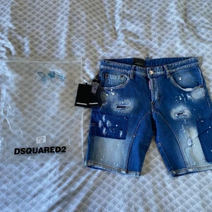 Dsquared shorts  - Dsquared shorts, helt nya!  Jag har olika modeller & storlekar Påse & lappar medföljer Endast seriösa kunder tack! 