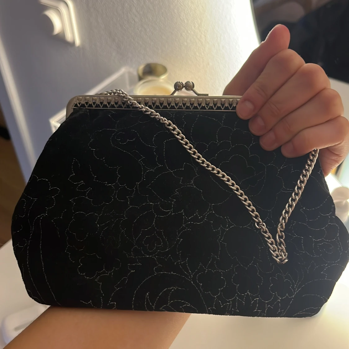 Klassisk svart clutch/miniväska  - 90