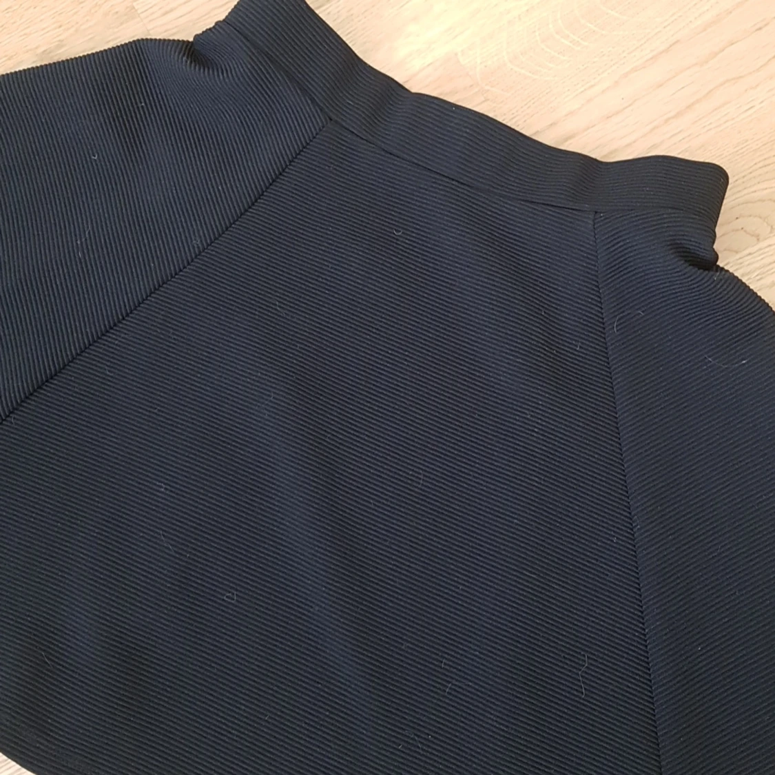 Kjol högre i midjan volang stil - 90