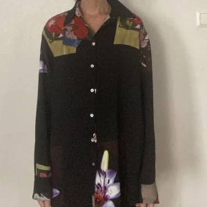 Skjorta acne studios - Gubbsnygg skjorta som använts Max tre gånger