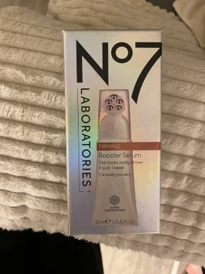 Serum - Säljer detta serum! Köpt för 499kr! Helt ny! Säljer för 130kr inkl frakt!