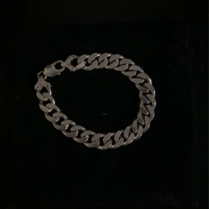 Pansar armband 925 silver - Pansar armband köpt på guldfynd. Nypris 1800kr