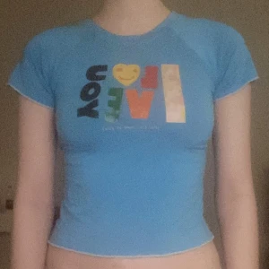 Omighty tröja - det står ”i love you (im still mad at you)”