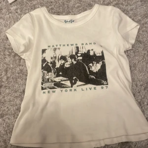 brandy melville tröja - knappt använd från brandy melville 