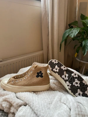 Golf le fleur x converse  - Helt nay Converse. Aldrig använda. Köpa för 2.800kr 