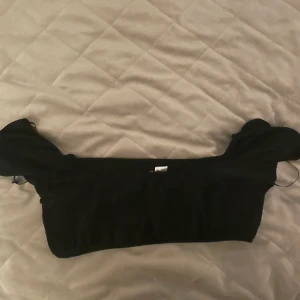 Hm topp - Svart hm topp, storlek M