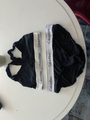 Damkläder  - Dam kläder i olika storlekar. 30 kr plagget.  Hör av er för mer information