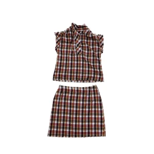 Rutigt set med kjol och topp - Handsytt set i rutigt bomull. Kan säljas separat🫶