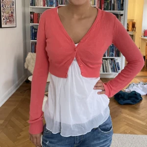 Supersöt kort kofta💖 - Supersöt kort kofta🥰  Storlek S 