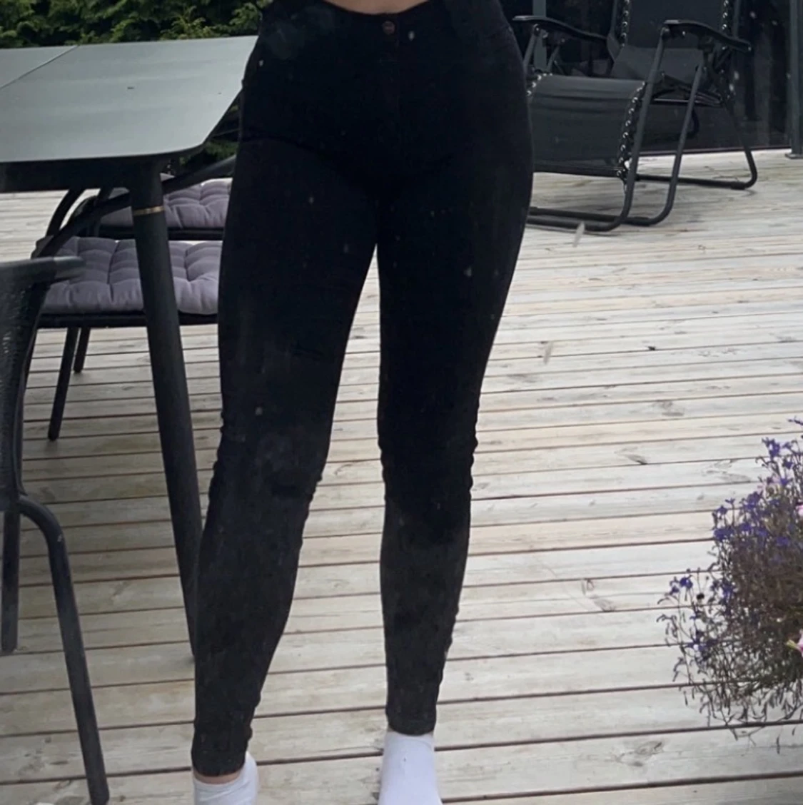 Svarta tajta jeans strl S