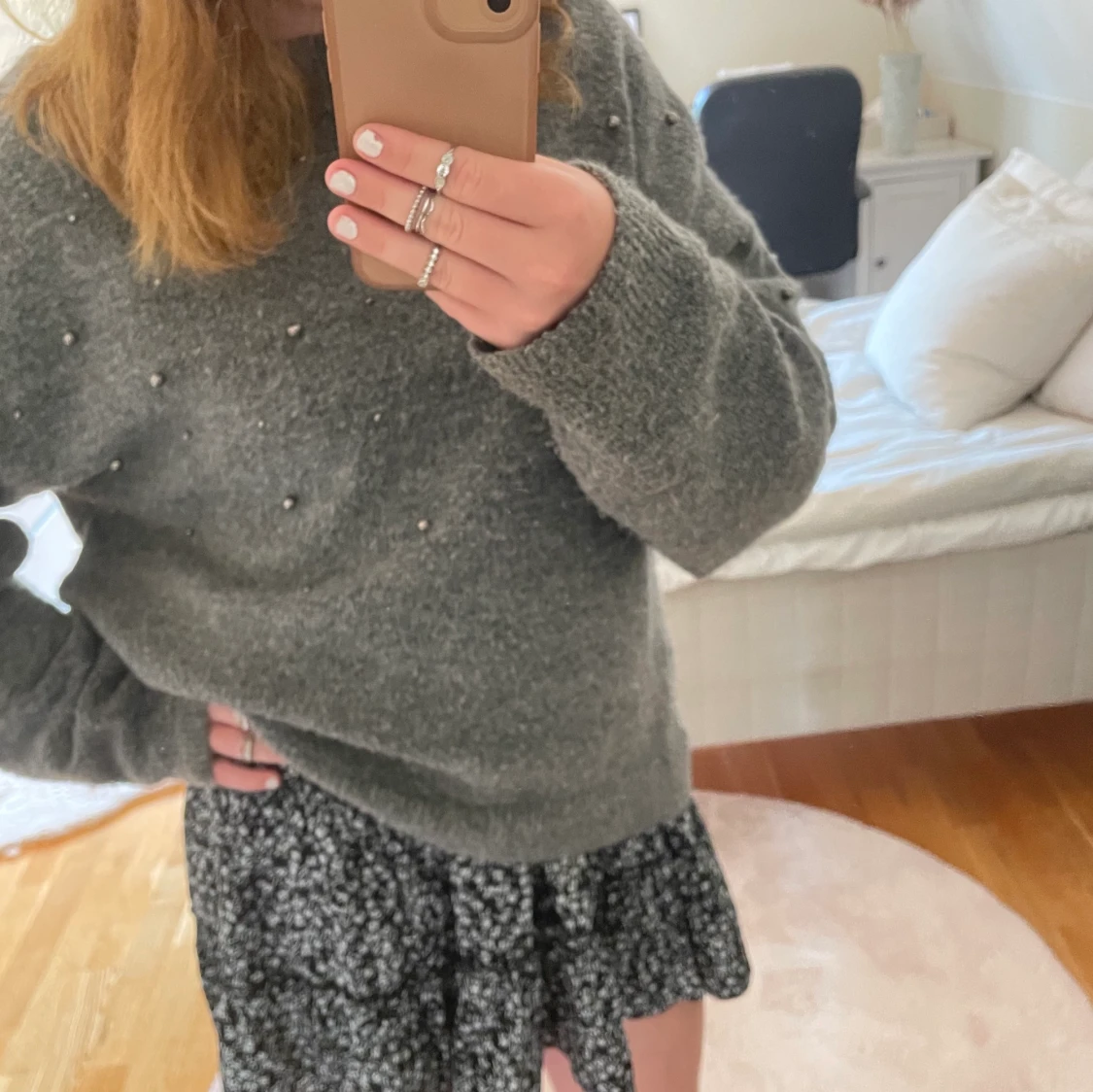 Grå stickad tröja  - 90