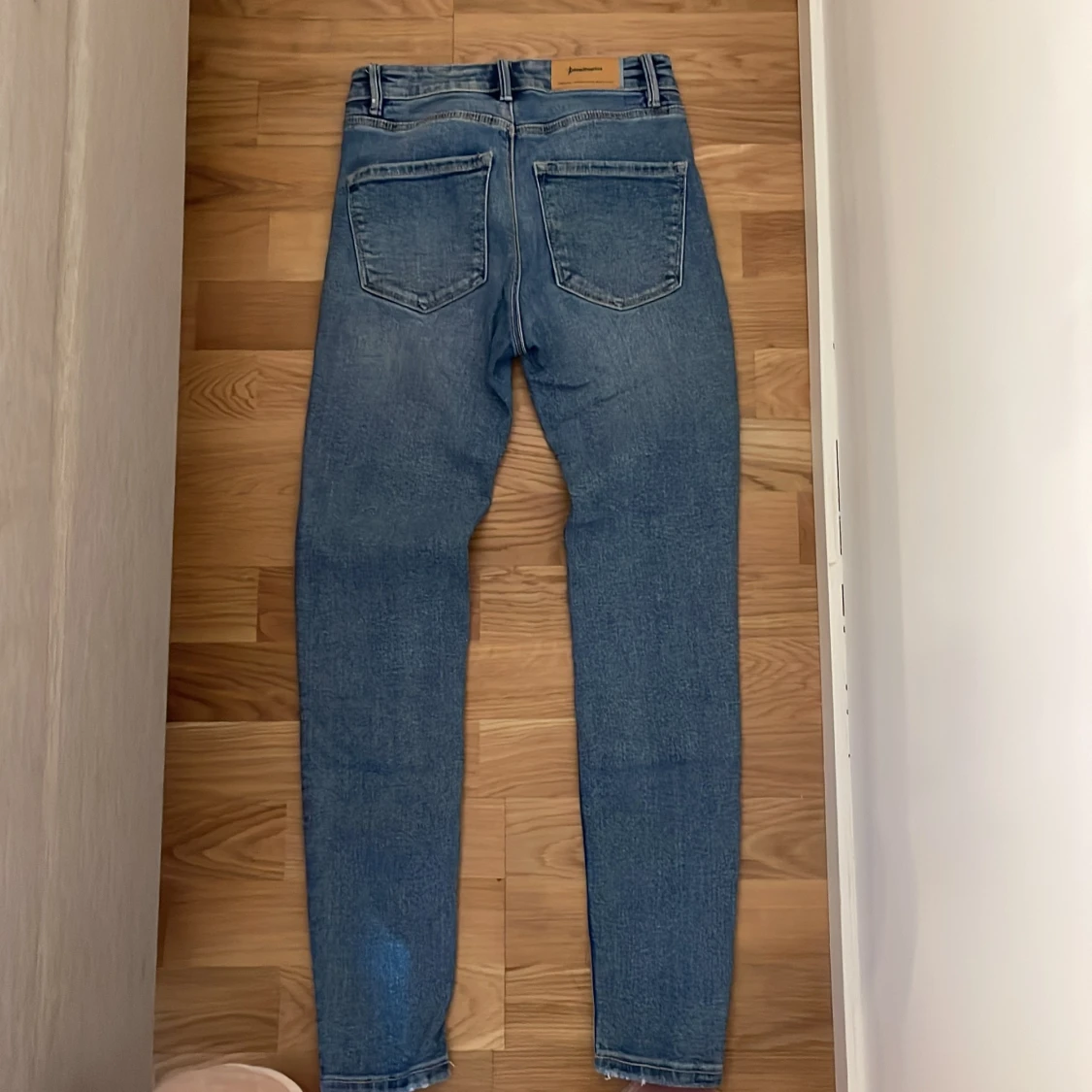 LOW WAIST JEANS  - 90