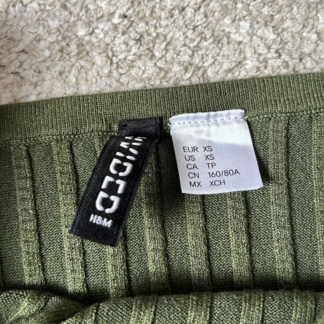 En topp från H&M  - 91