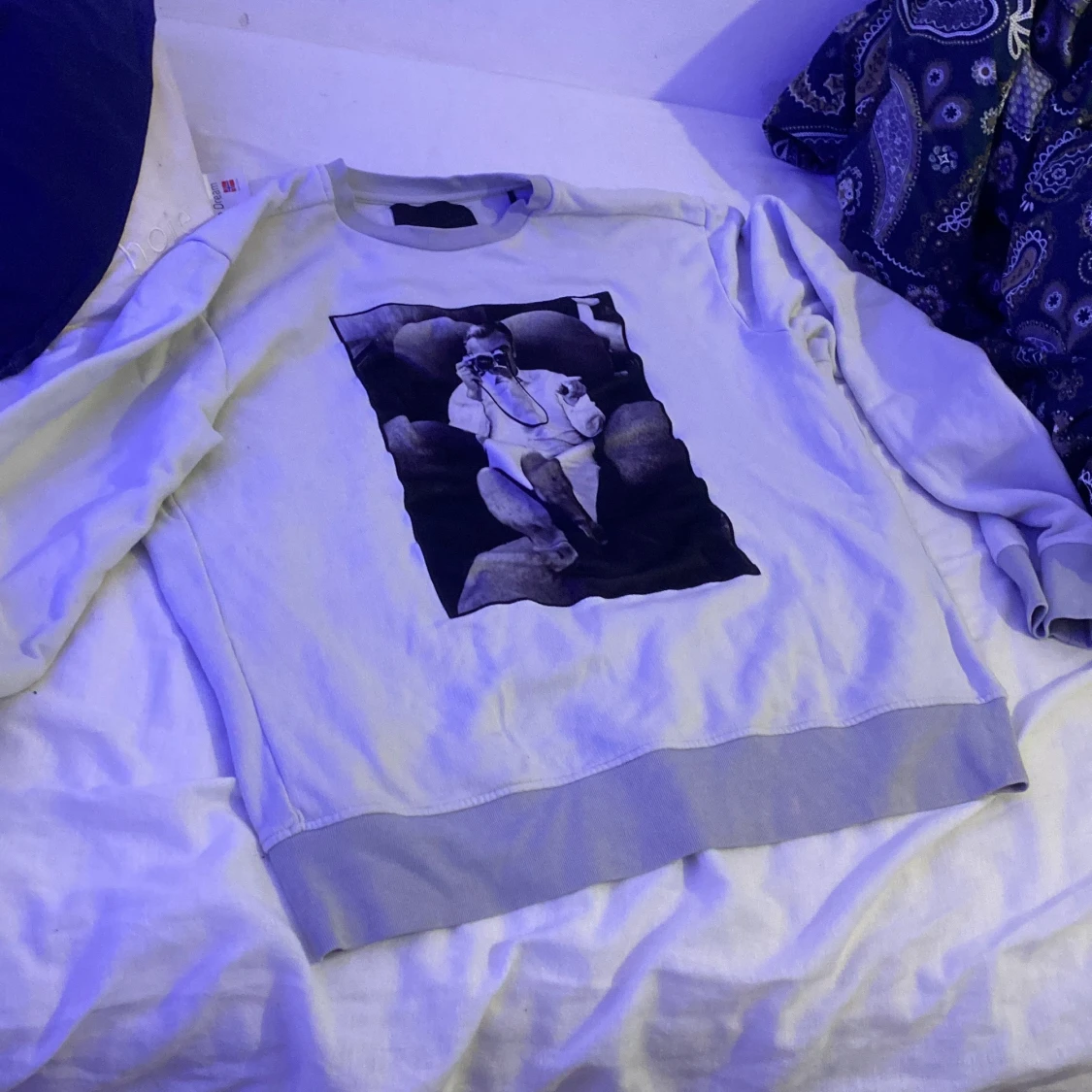 En fet limitato tröja