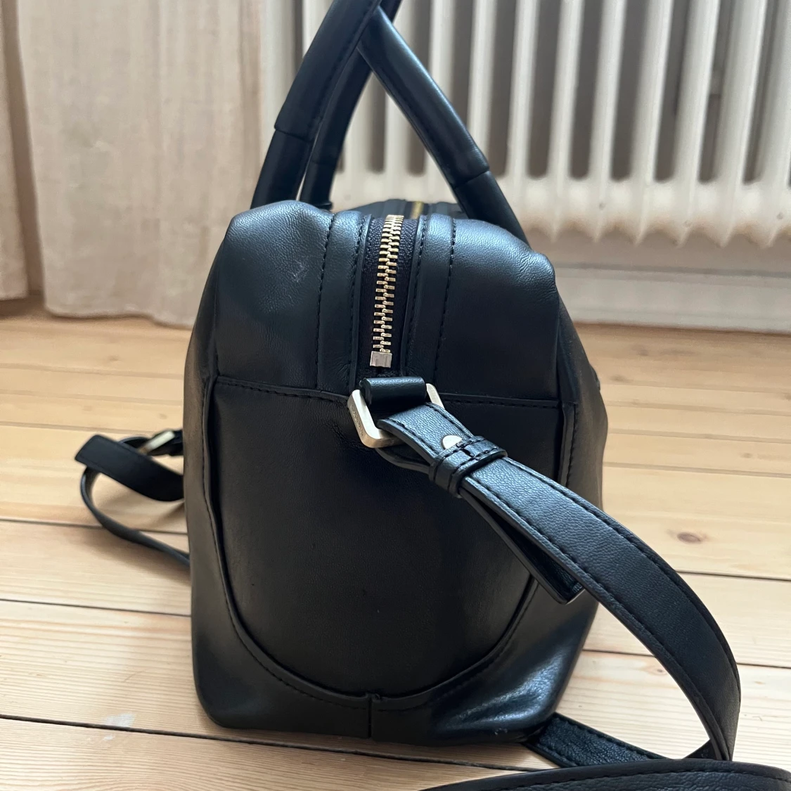 Handväska Calvin Klein - 90