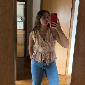 Prickigt linne - Ljusrosa/beige somrigt linne!💗 aldrig använt 