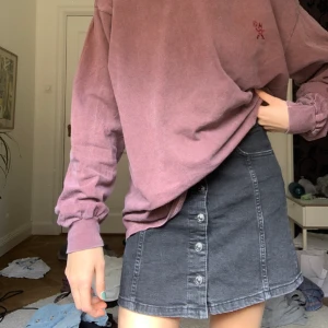 Jeanskjol - Jeanskjol från mango, köpta utomlands o använt några gånger