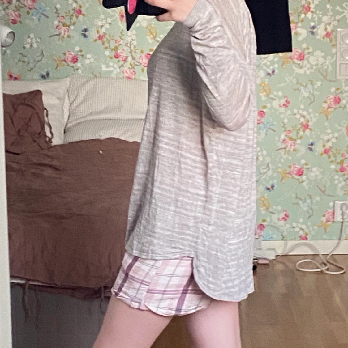 Enkel mysig långärmad tröja från HM - 90