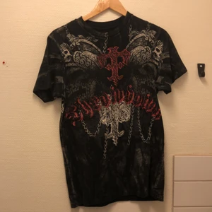 Throwdown T-shirt - New