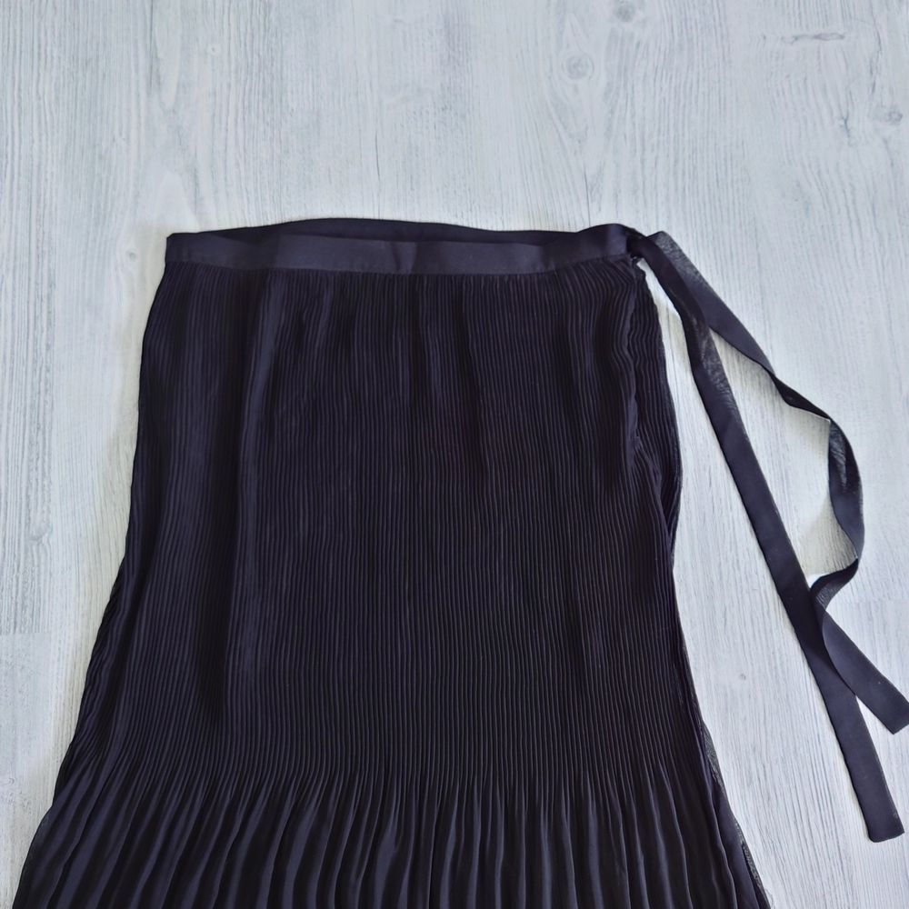 Lång svart kjol Chiffong | Plick Second Hand