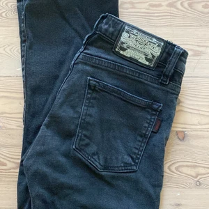 Crocker jeans Lågmidjade  - Säljer dessa dö snygga jeans från Crocker som tyvärr är för små för mig. Ser inga direkta texken på användning 🙏 Lågmidjade 