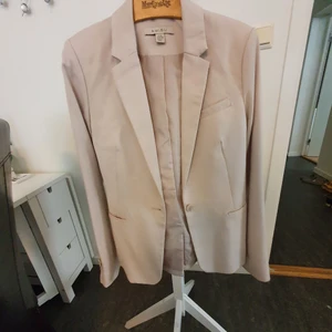 Kostym  - Fin kostym kavaj som har använt bara en gång