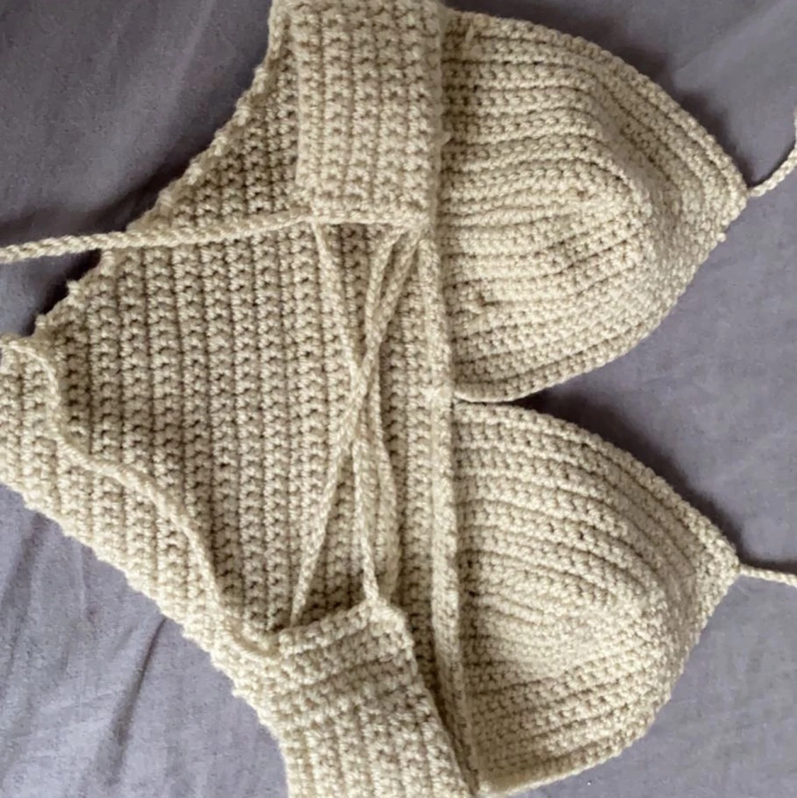 Beige virkad topp - 90