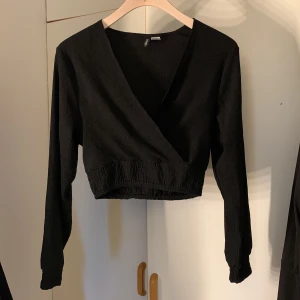 Topp från hm  - Topp från hm använd fåtal gånger 