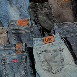 👻 Lowwaist jeans 👻 - Hej! Vårt UF-företag kommer sälja trendiga lågmidjade jeans ❤️‍🔥 På vår instagram kommer mer info snart! @lwjeans.uf