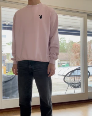 Playboy x Missguided - Ett samarbete mellan playboy och missguided som ej går att köpa längre. Storlek 8 = Medium Relativt bra skick. 