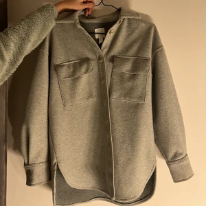 Kort kappa Storlek S - Kort kappa storlek S bra skick 