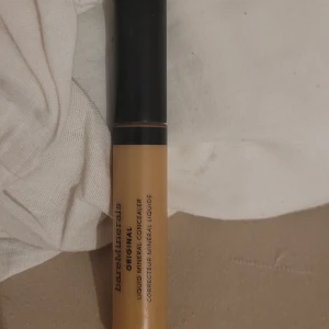 Consiler  - Orginal pris är 349, har använts den minst 8 gånger 