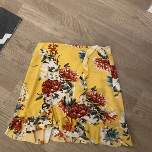 Superfin kjol  - Somrig och fin kjol från Gina tricot 