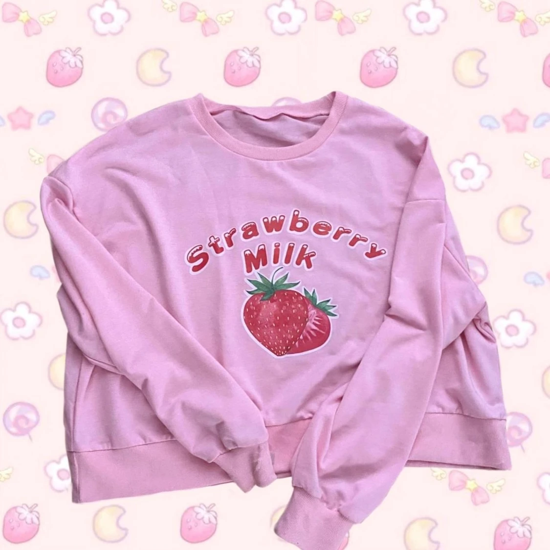 Kawaii strawberry oversized cropped sweatshirt 💕