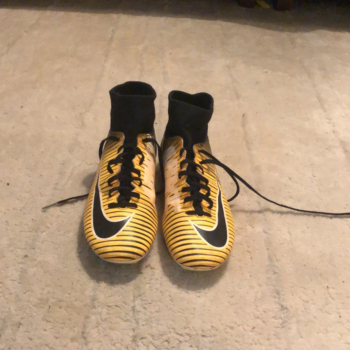 Fotbollsskor  - 90