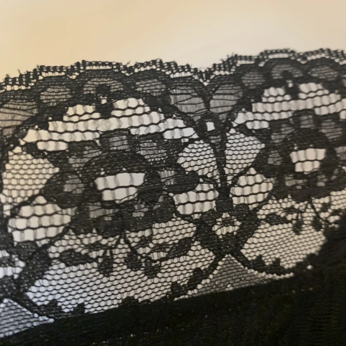 Svart spetslinne  - 91