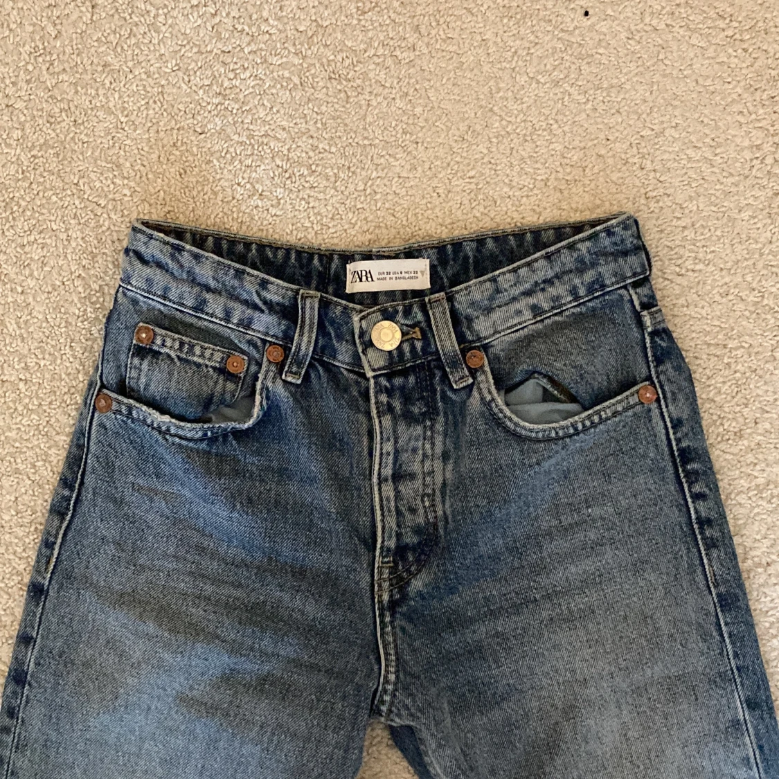 Zara Mid Rise jeans  - 91