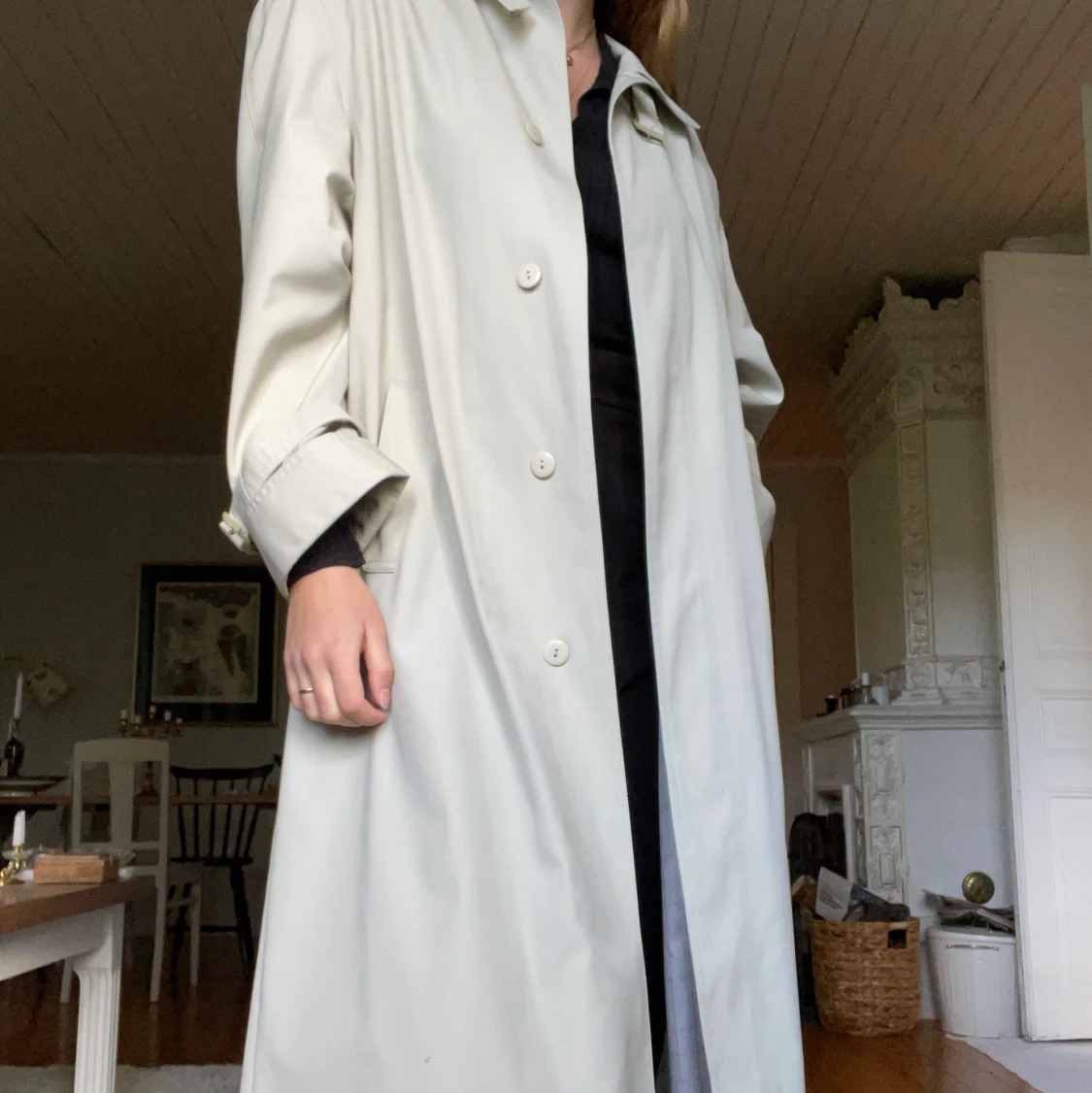 Beige Trenchcoat - 90