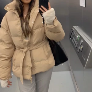 Beige jacka🤍 - Skön beige jacka 