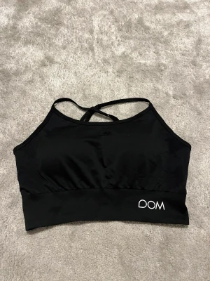 Sportbh - Sport-bh i ett superskönt material, endast testad. Från DOM (drop of mindfulness)