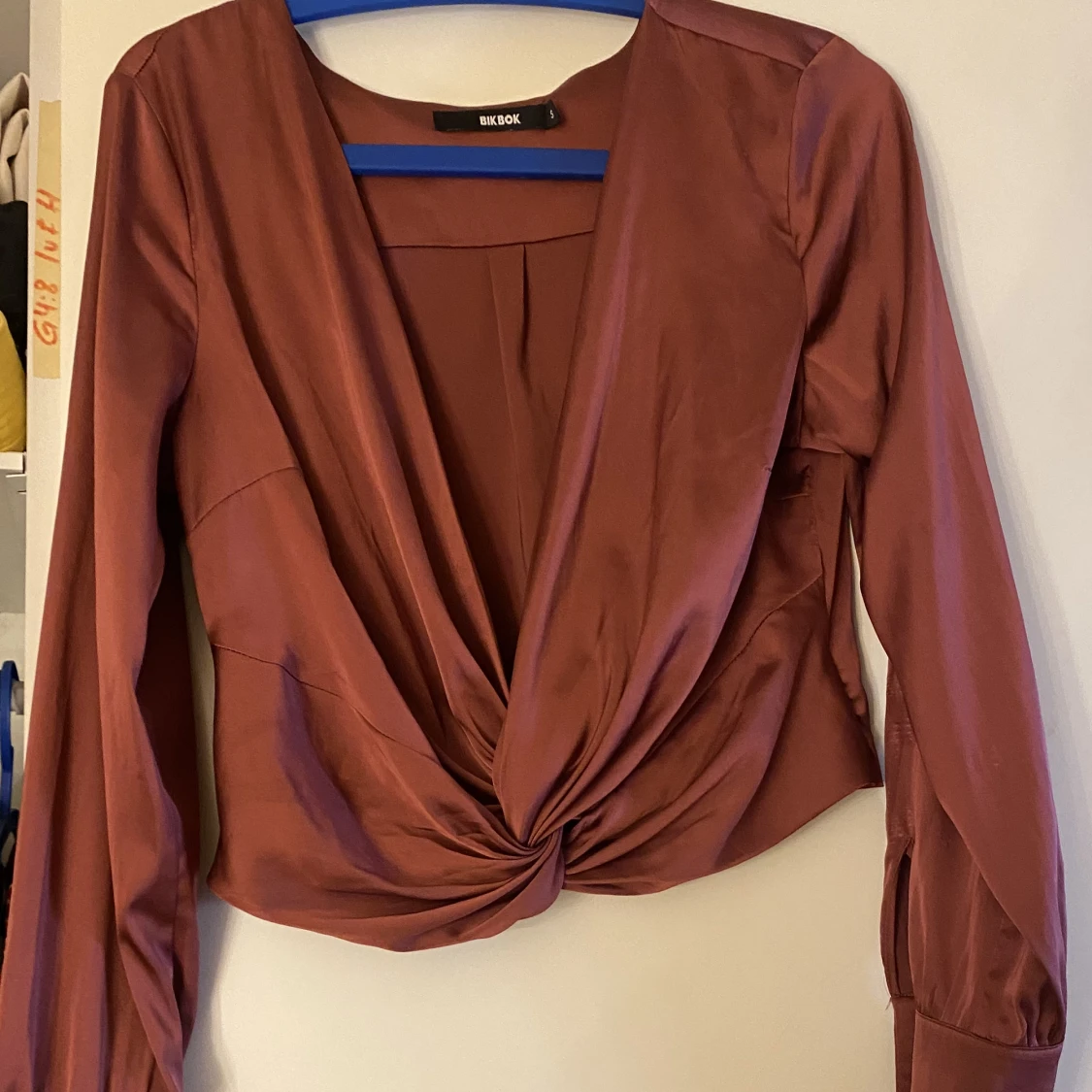 Gammelrosa blus från Bik Bok