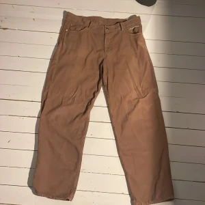 Sweet sktbs manchesterbyxor  - Inköpta från junkyard och använder aldrig dom, inga fläckar eller hål