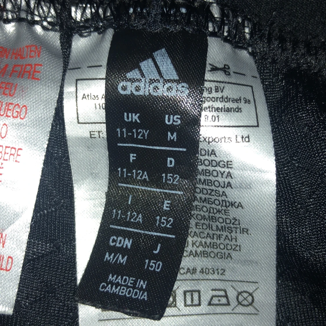 Adidas shorts - 90