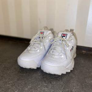 Fila sneakers. White. Använda Max 10 gånger 